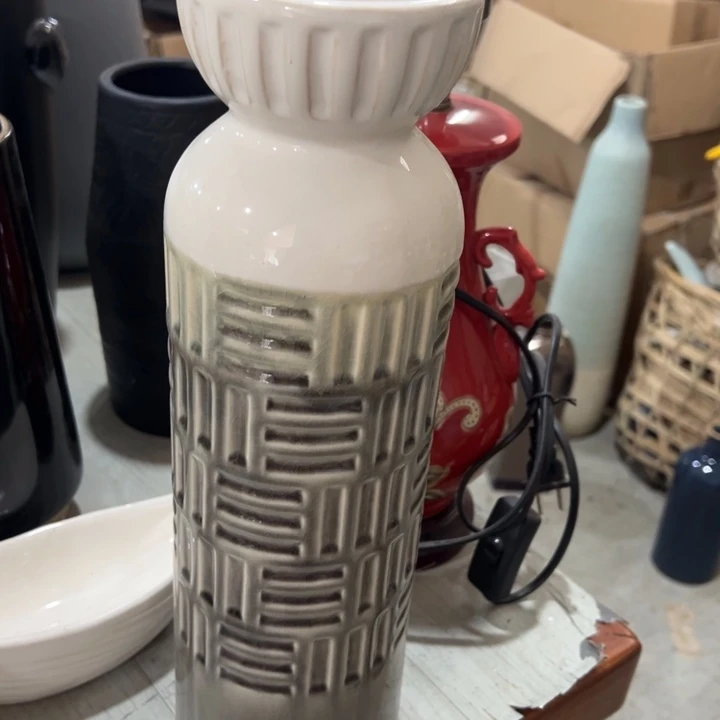 陶瓷花瓶摆件外贸出口（微瑕）