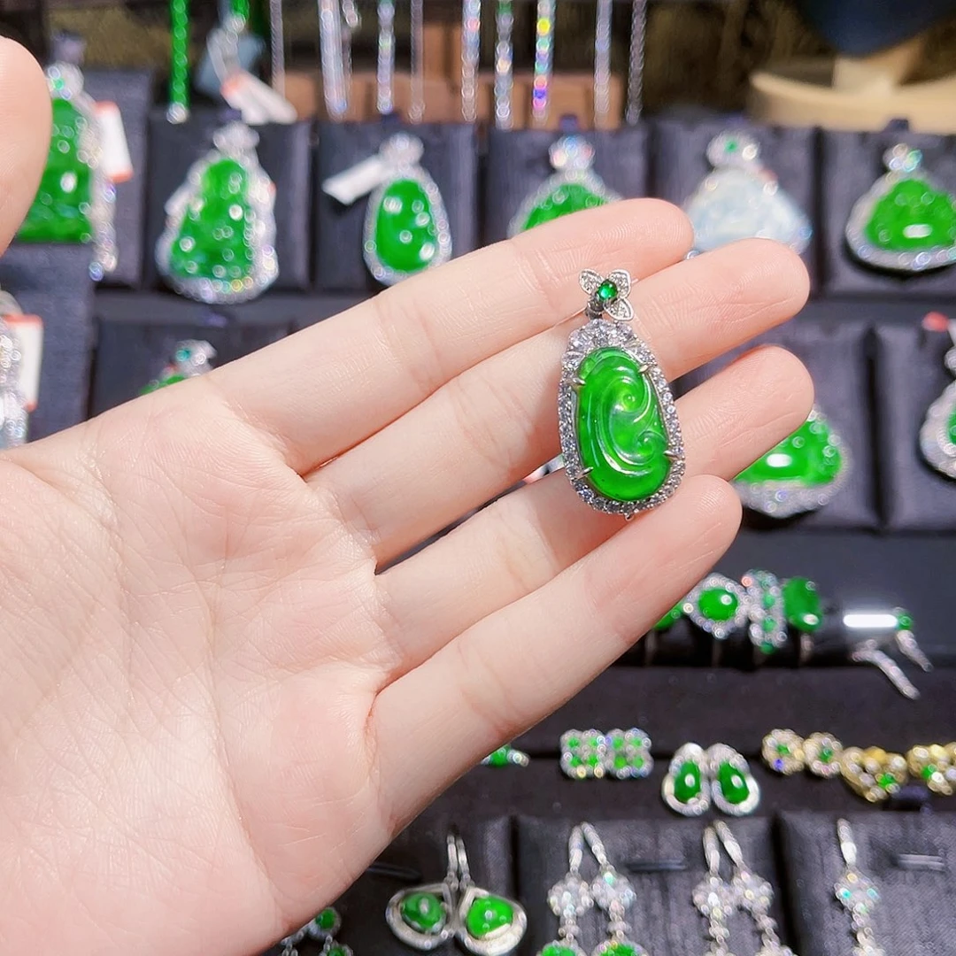 翡翠戒指银S925镶嵌如意