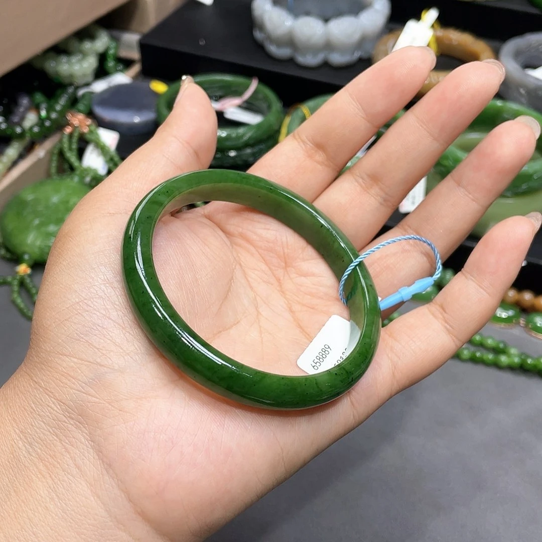 和田玉手镯62圈口48未镶嵌