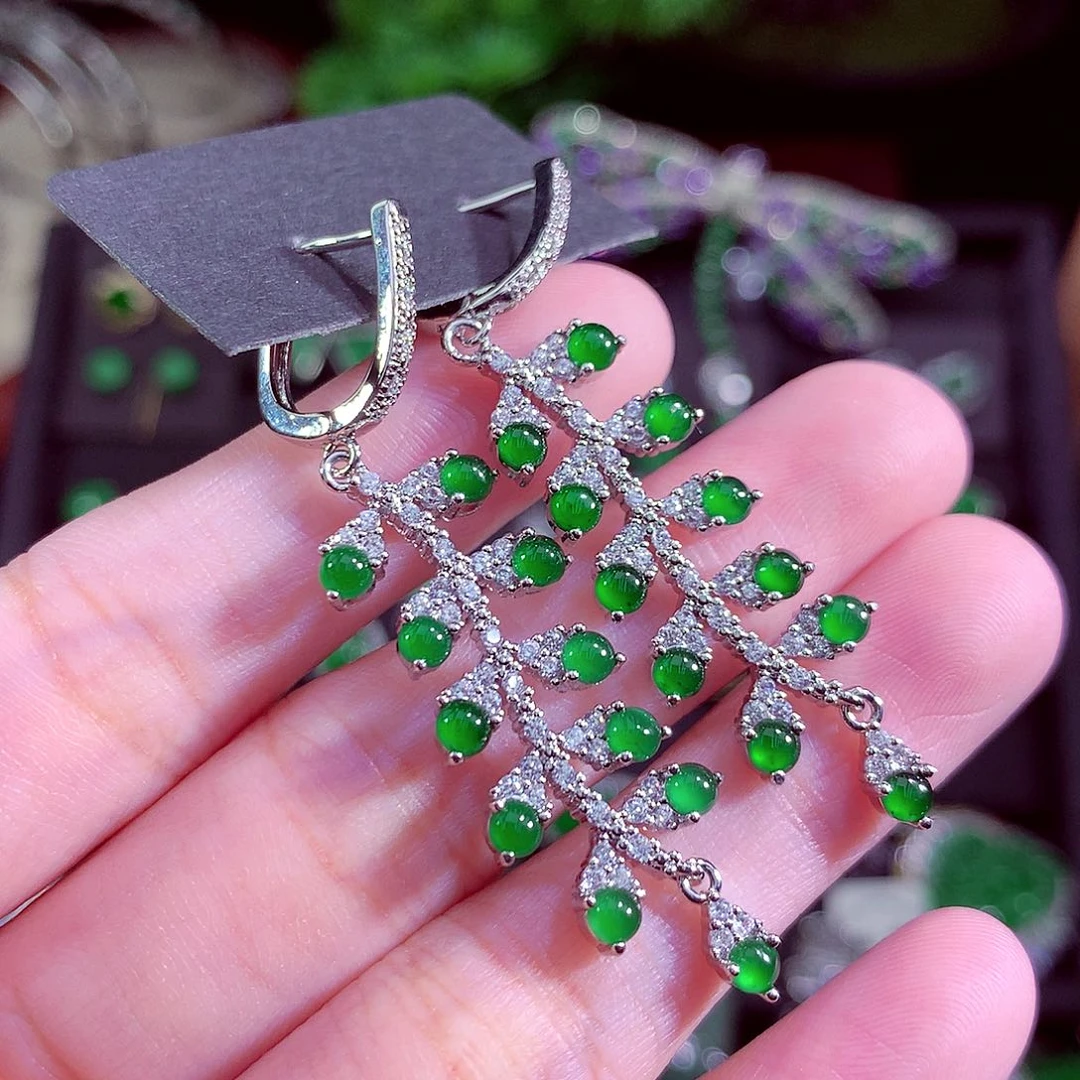 颈饰未镶嵌翡翠天然