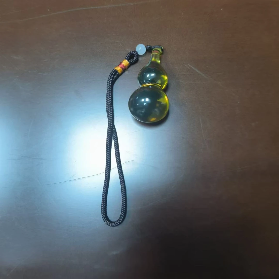 NY044 精品琥珀蜜蜡葫芦（无礼盒）