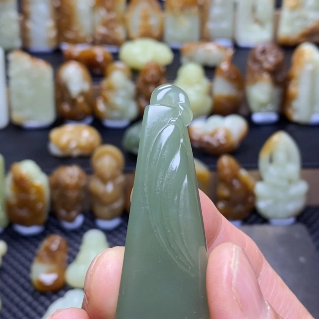 和田玉未镶嵌吊坠(不含链)