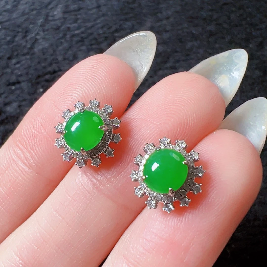 翡翠耳饰18K金镶嵌签收后24小时鉴赏期，过时不退