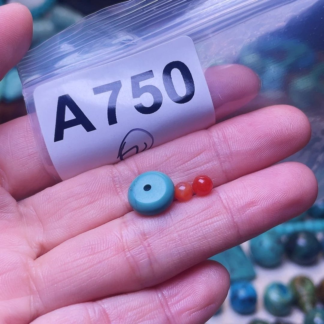 南红玛瑙未镶嵌珠宝半成品