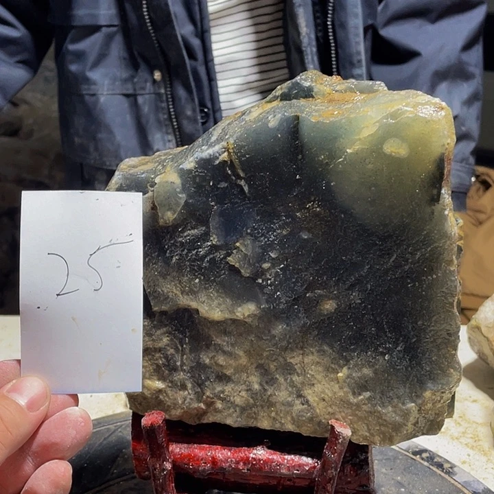 蛇纹石玉未镶嵌岫玉