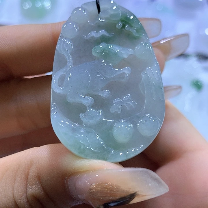 颈饰未镶嵌翡翠天然翡翠A货吊坠