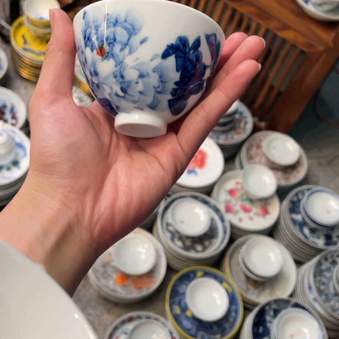 月***儿摆件景德镇陶瓷阶段性