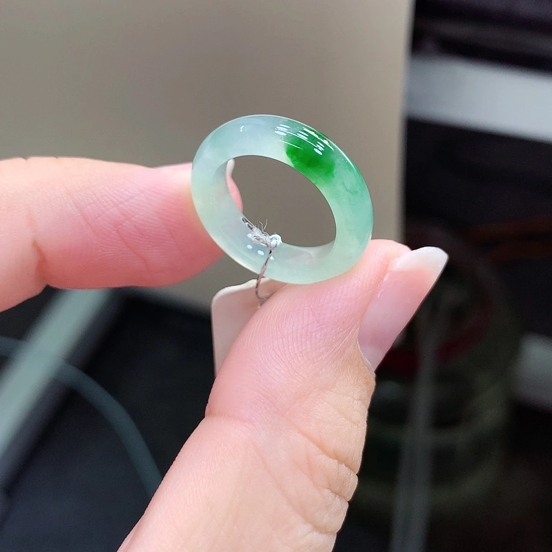 翡翠戒指未镶嵌6号