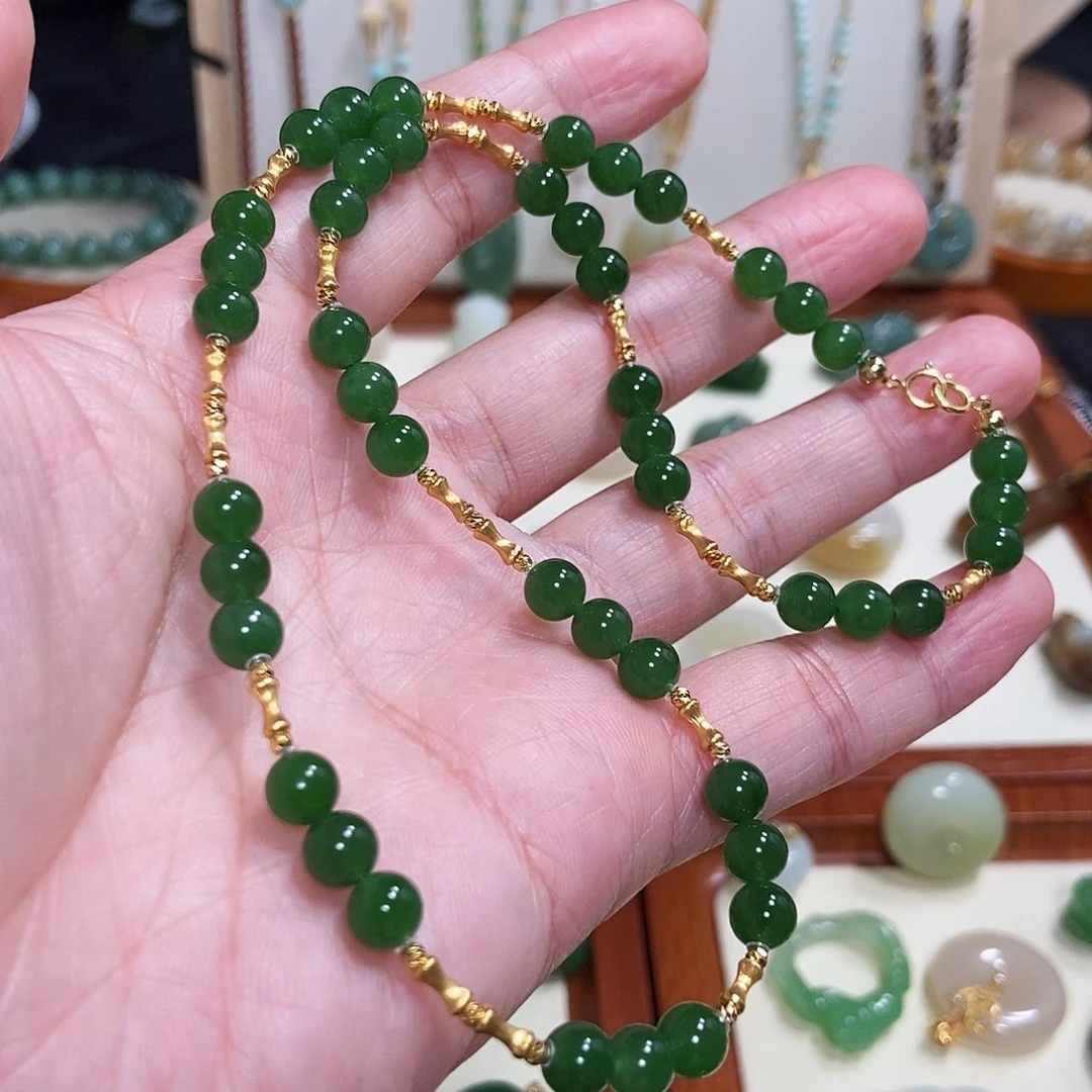 和田玉18K金镶嵌颈饰