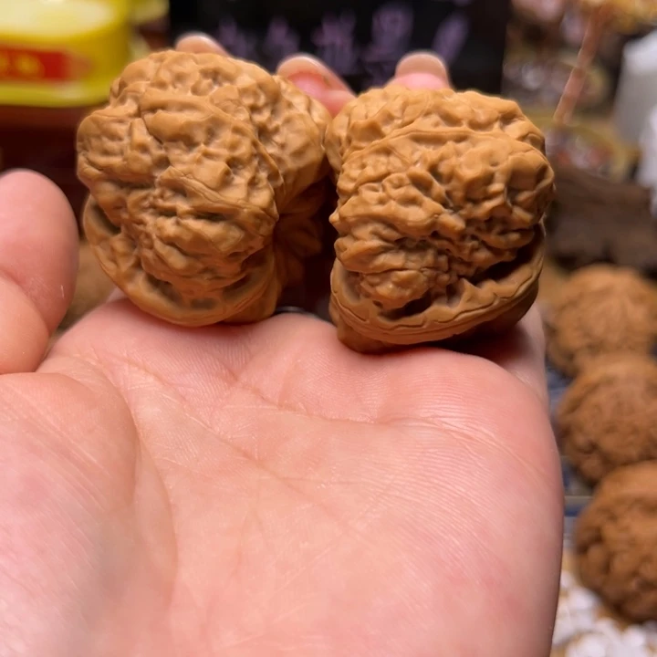 文玩核桃把件41尺蛤蟆头45