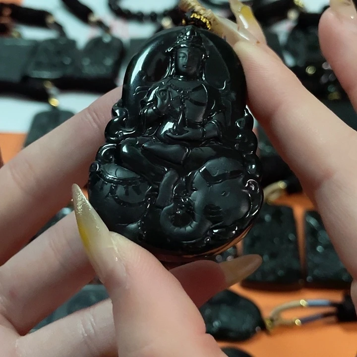 翡翠挂件未镶嵌华*