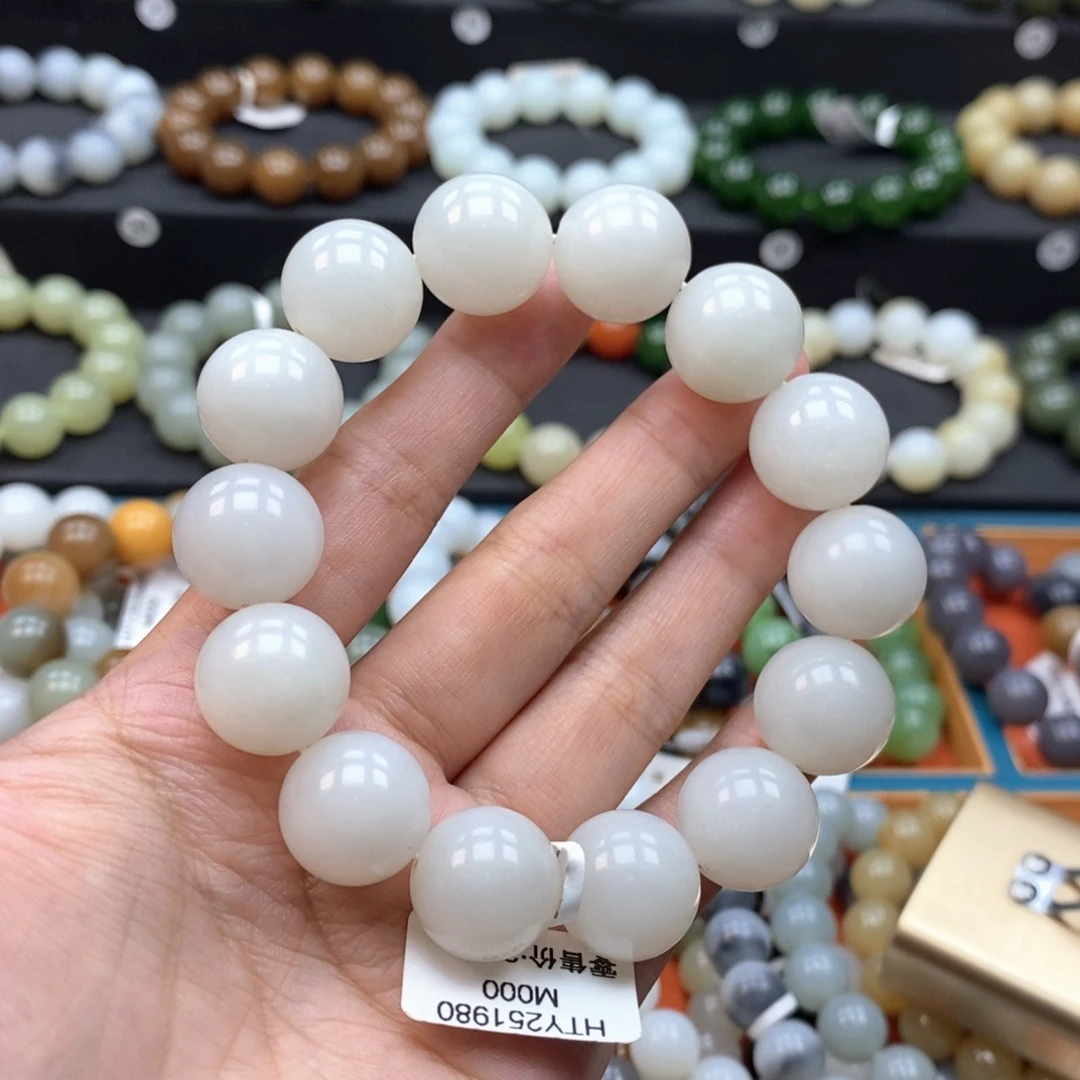 未镶嵌手串和田玉L卡16