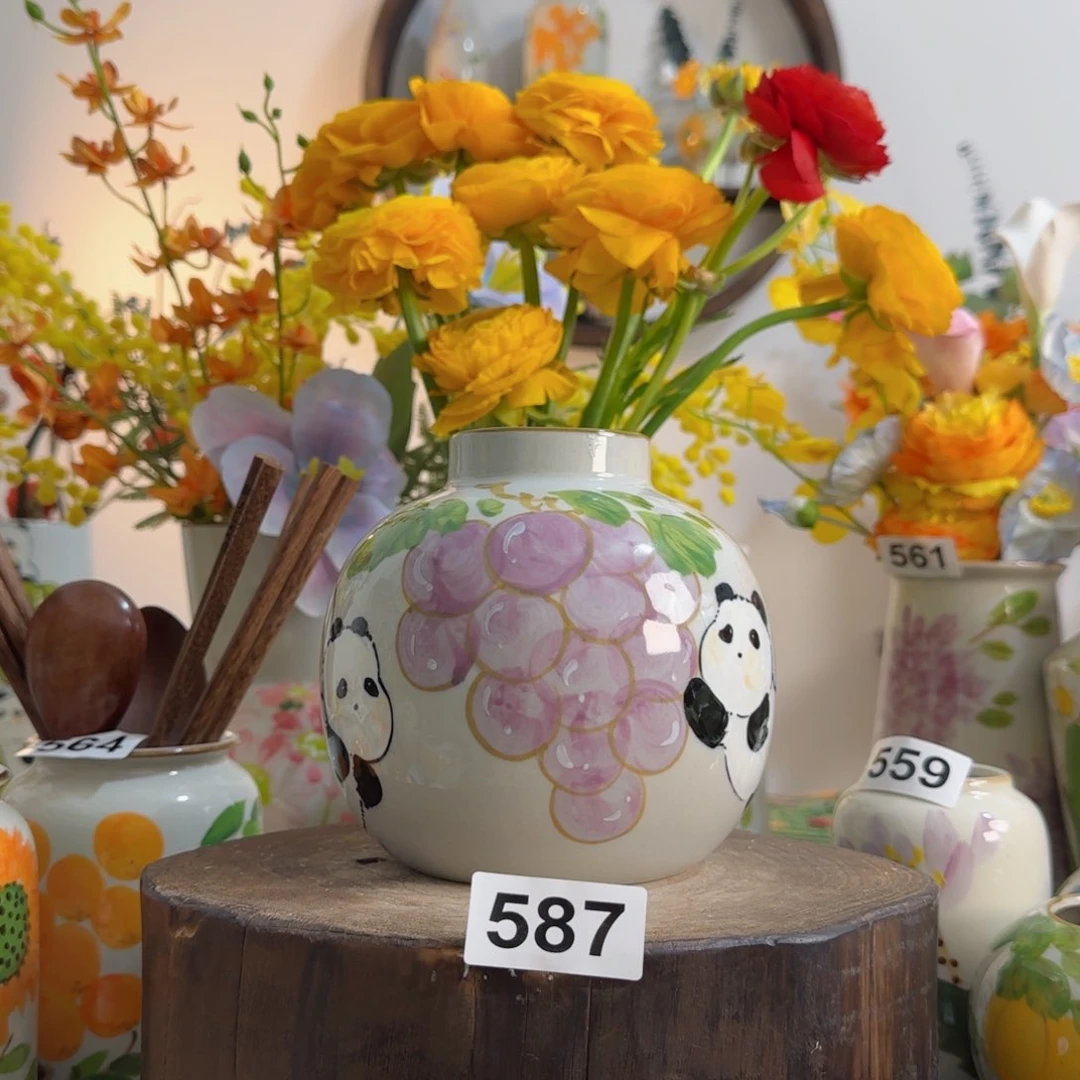 摆件景德镇陶瓷手绘小花瓶摆件无孔