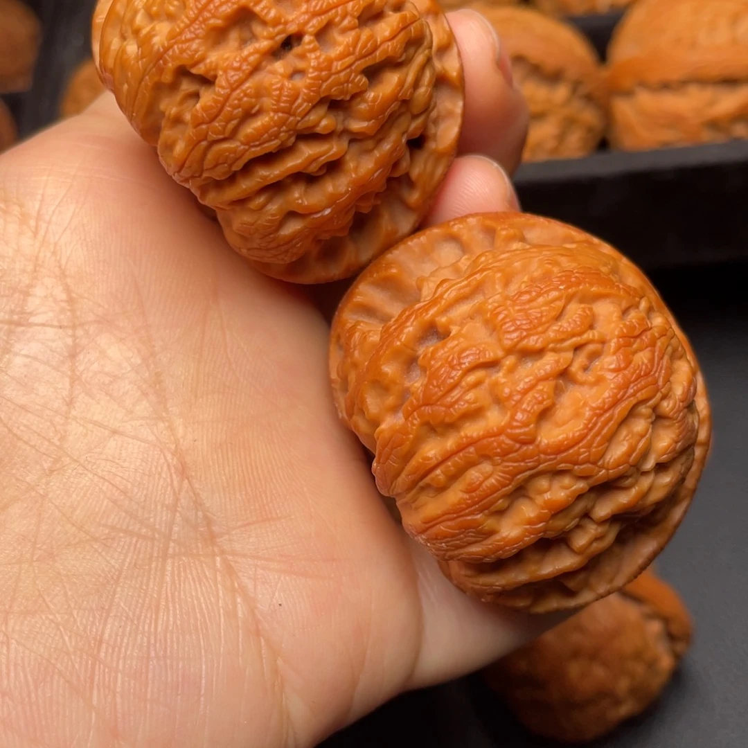 文玩核桃把件秦岭山脉核桃