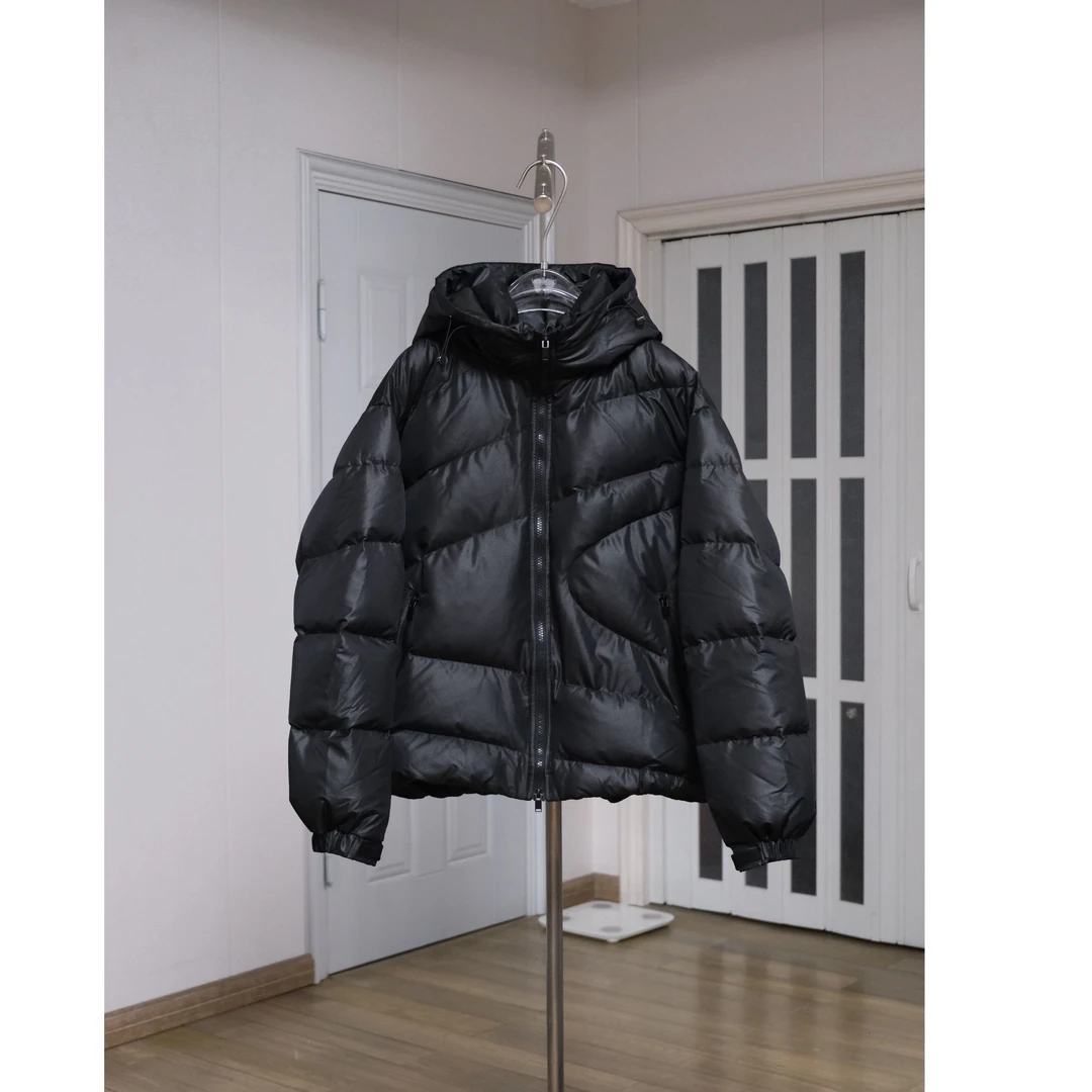 WK25冬季90106【黑武士】进口Pongee钻石纱线三防光泽面料羽绒服男