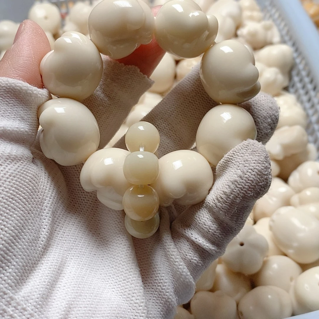 菩提根/象牙果吊坠瑕疵款猫爪手捻