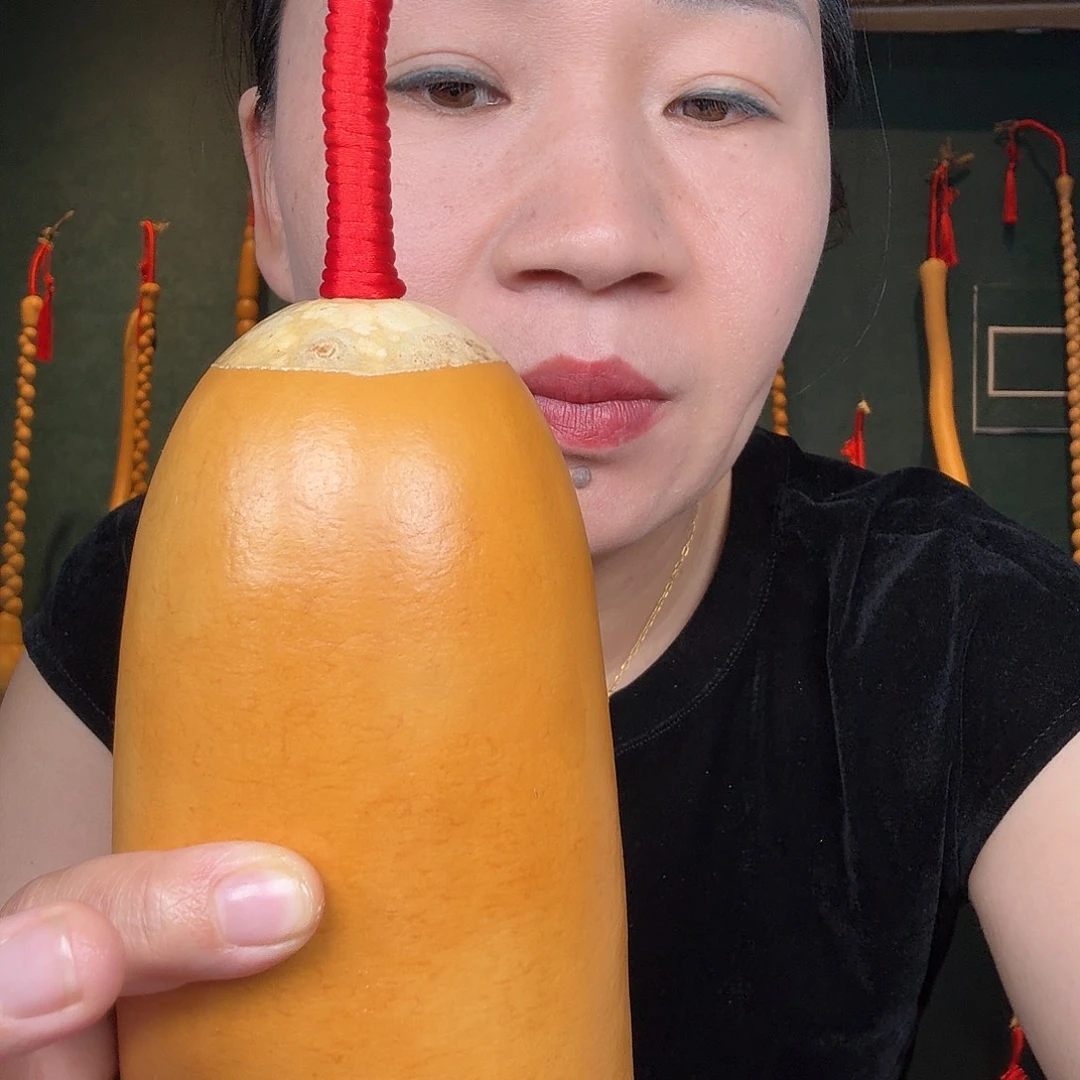 好***玲在你面前就没有那么容易得到了你
