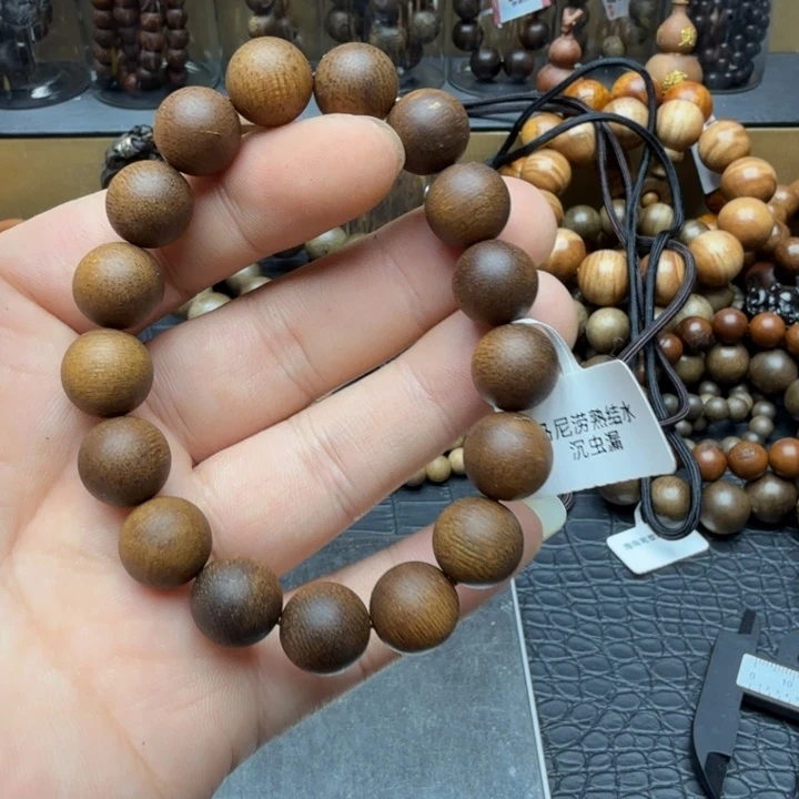 沉香沉香碎屑马尼拉虫漏