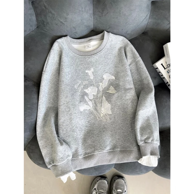 大码胖mm200斤日系港风小众刺绣设计感圆领假两件卫衣女秋冬上衣