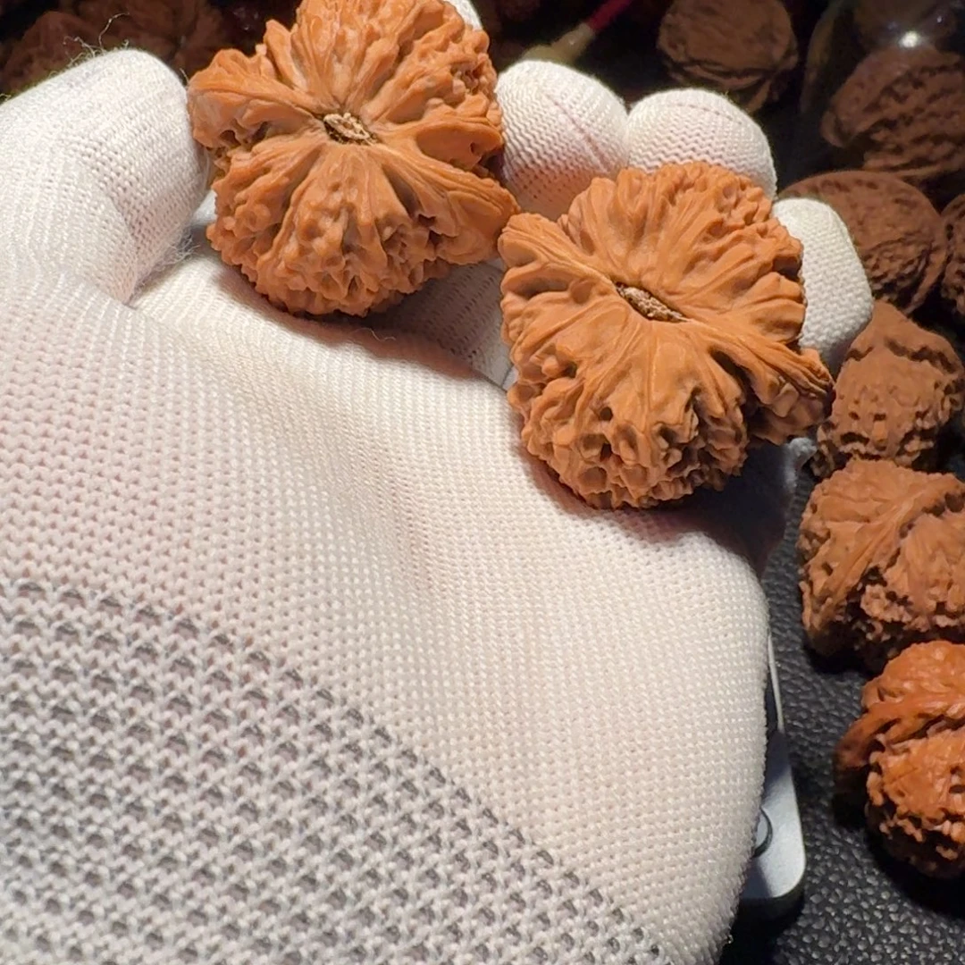 x***7吊坠文玩核桃有修有黄有色差