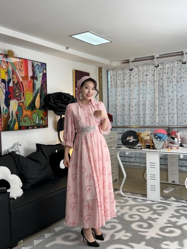 最新款原创民族风定制款倒茶服