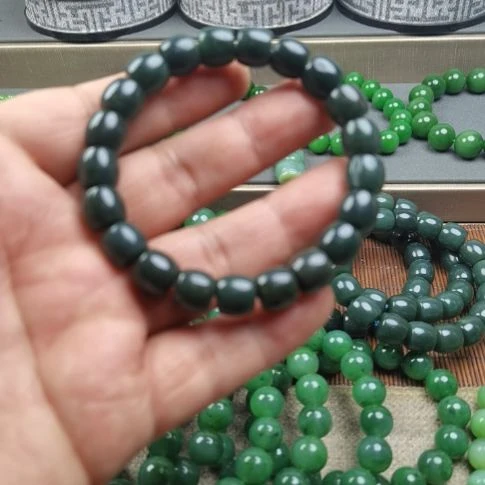 和田玉未镶嵌手链