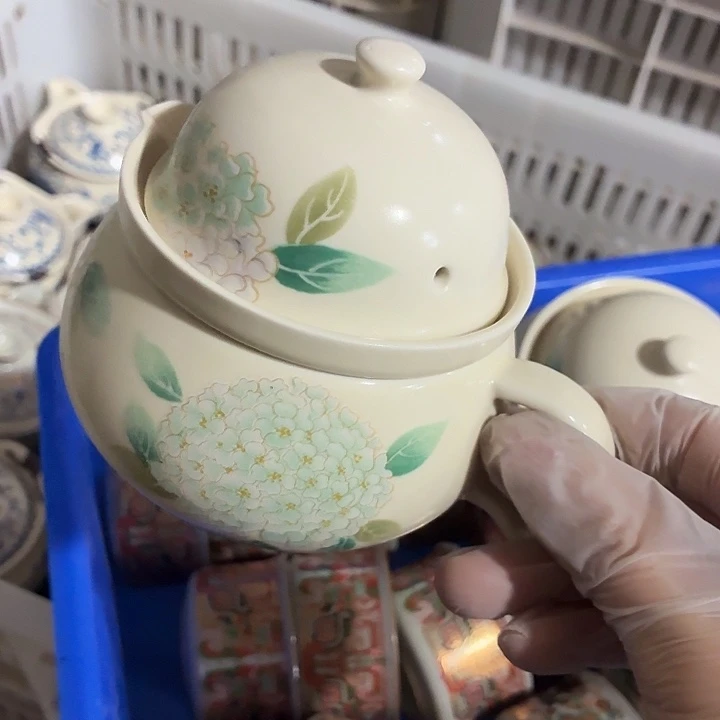 茶具微暇，介意勿拍