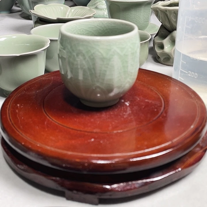 莲花龙蛋杯豆绿釉