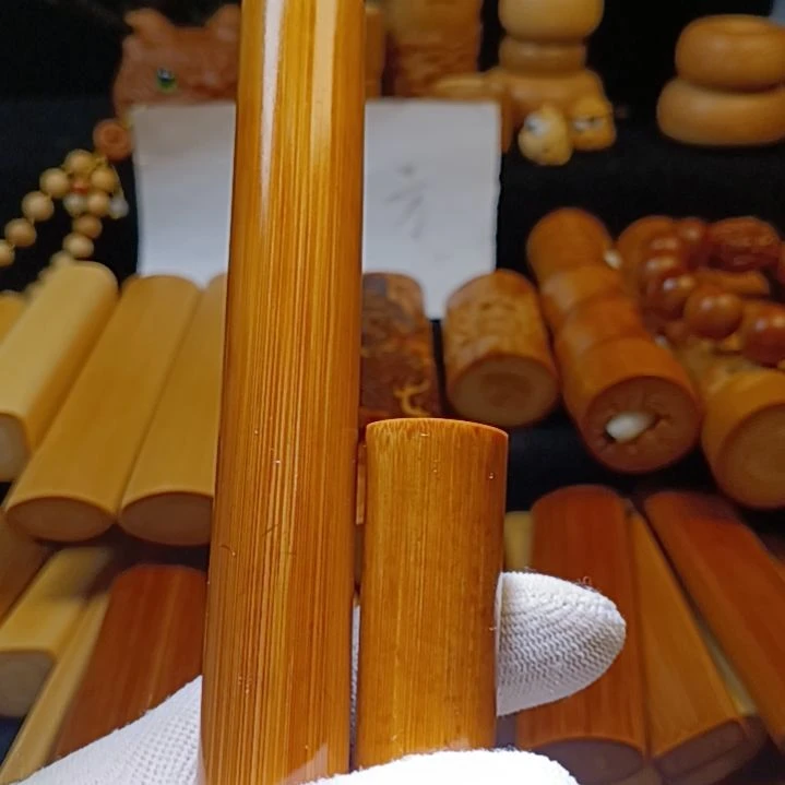 滚**?实心竹手把件红皮