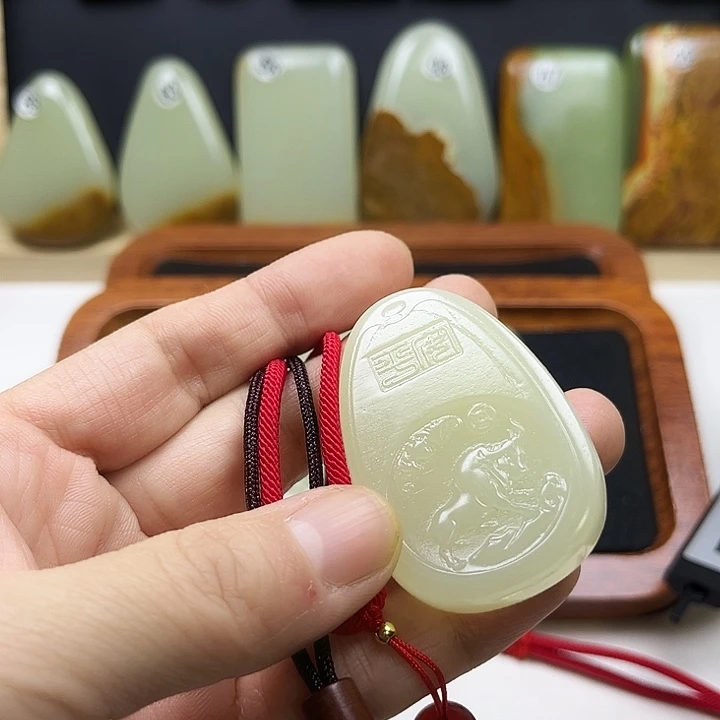 心***想非金属生肖属牛晴水