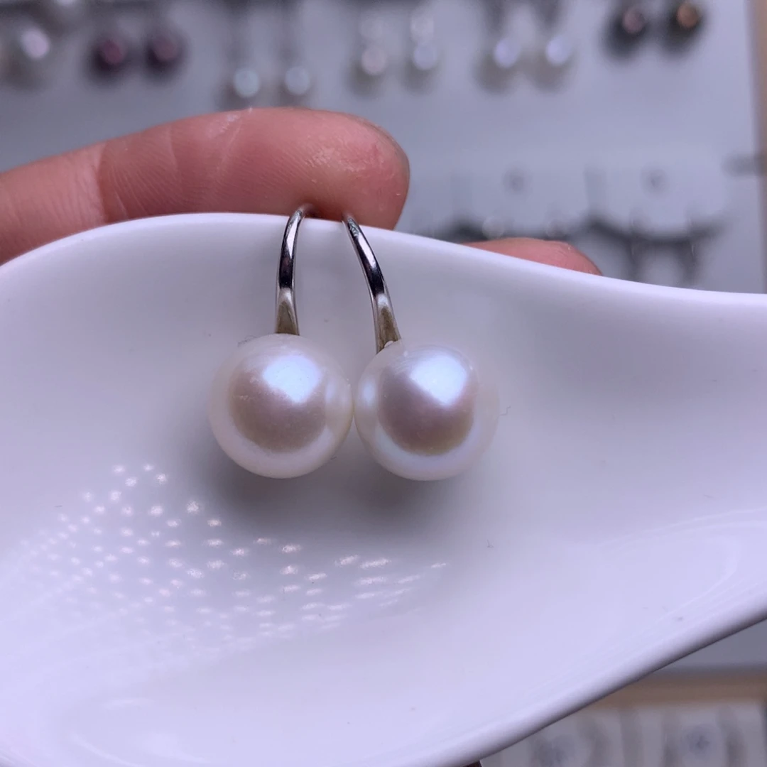 银S925镶嵌耳饰淡水珍珠