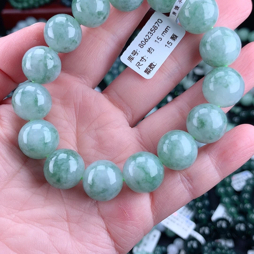 翡翠毛衣链未镶嵌单****?