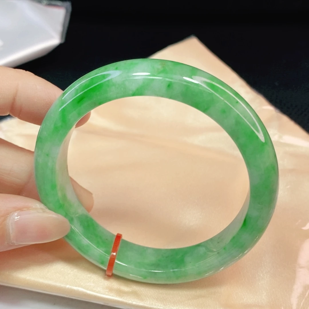 未镶嵌手镯翡翠55.6