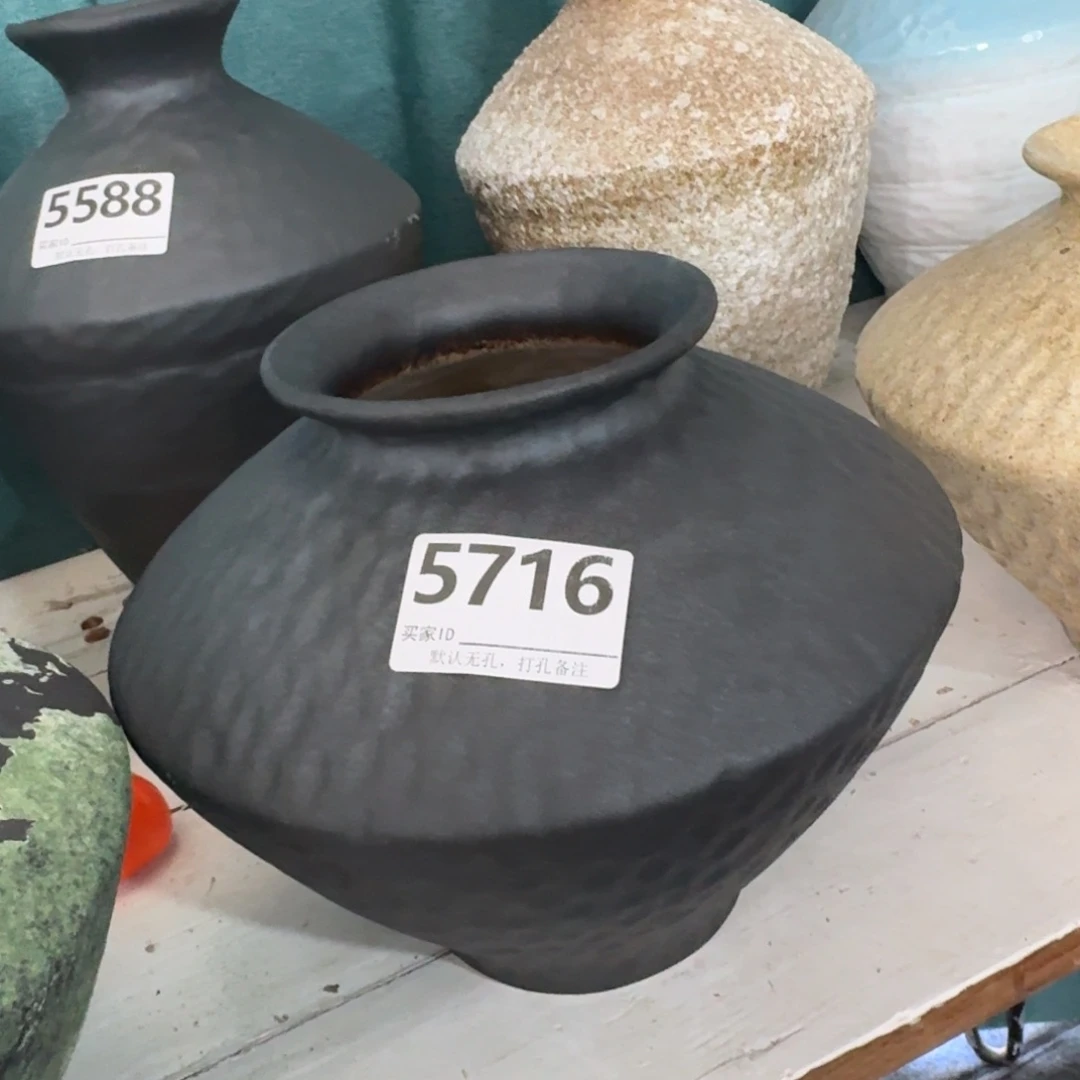 y***o陶摆件景德镇高温花瓶编码5716高23口10默认无孔
