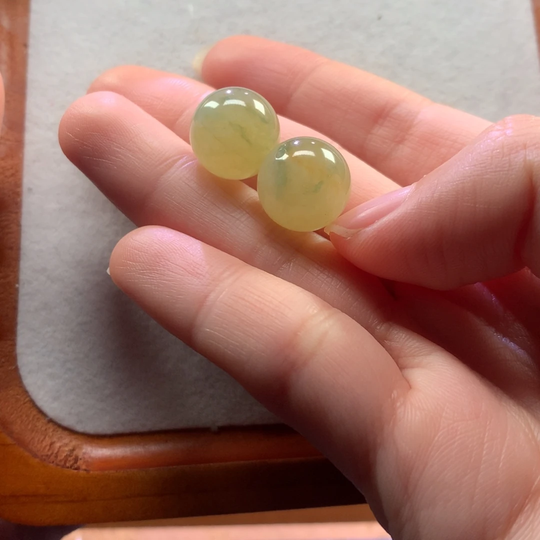 翡翠未镶嵌手链13mm