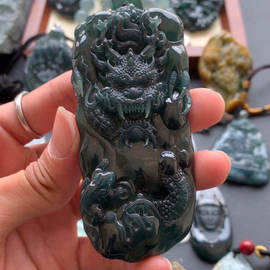 颈饰未镶嵌翡翠龙（买断）