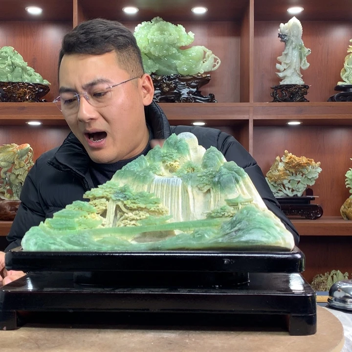 【闪购商品】绿泥石云母质玉（岫岩玉）珠宝奇石未镶嵌菩***树