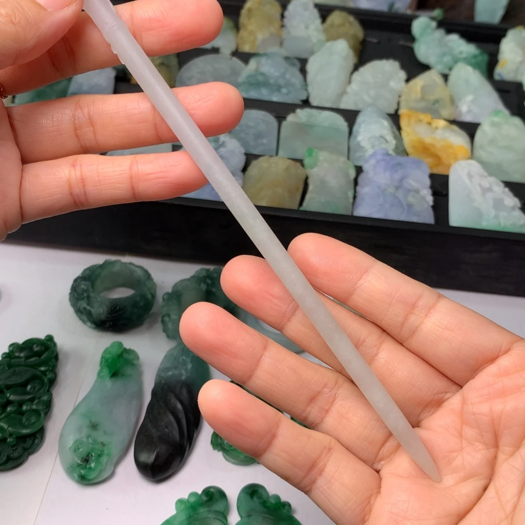 定制翡翠未镶嵌翡翠
