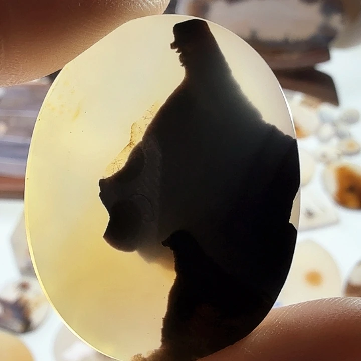 未镶嵌玛瑙/玉髓珠宝半成品