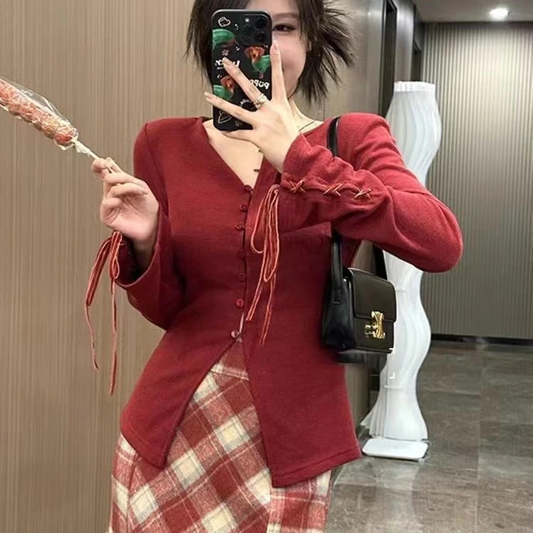 米多多推荐 大码清仓 橘红绑带设计款上衣