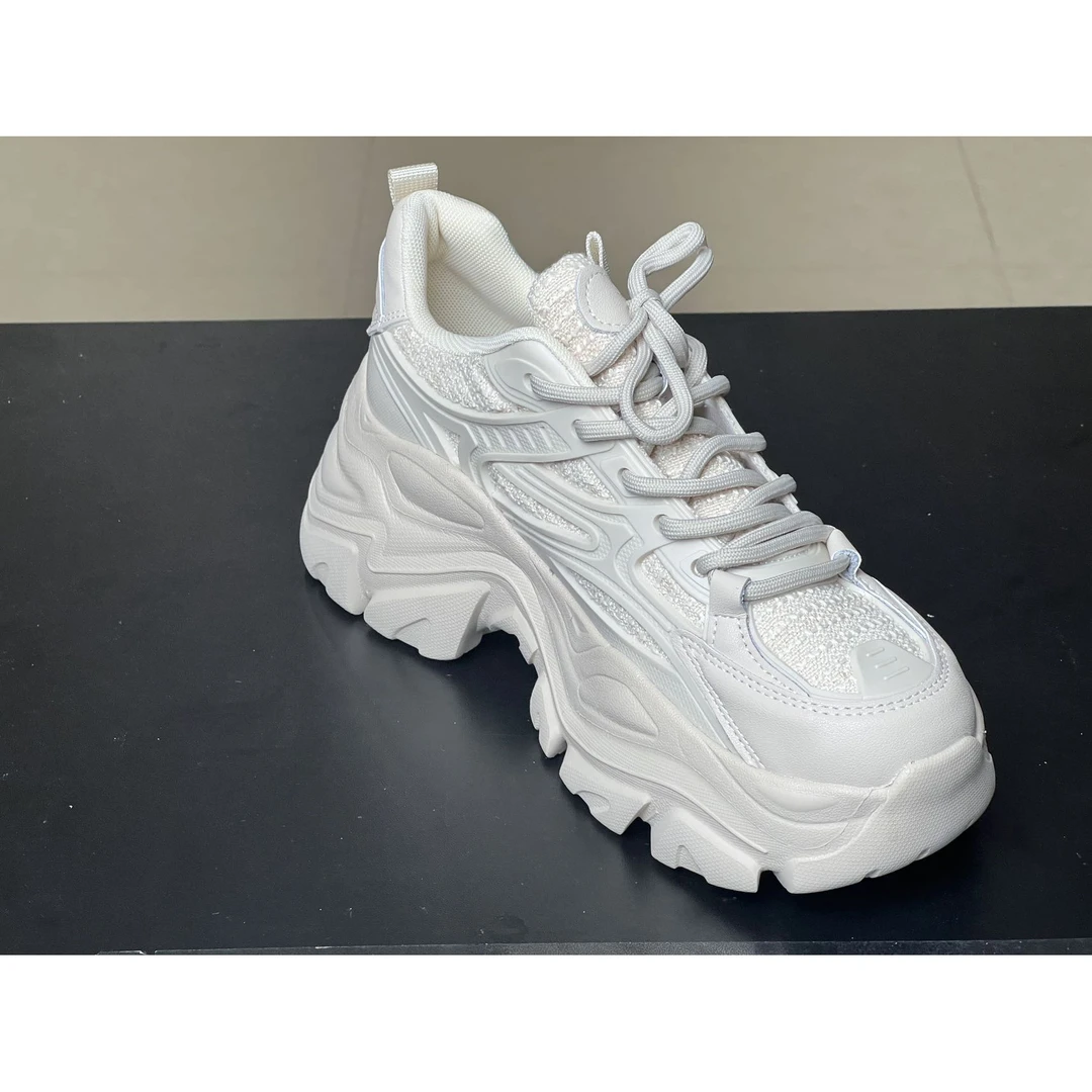 （百）2、秋季新款平底休闲鞋时尚百搭女鞋