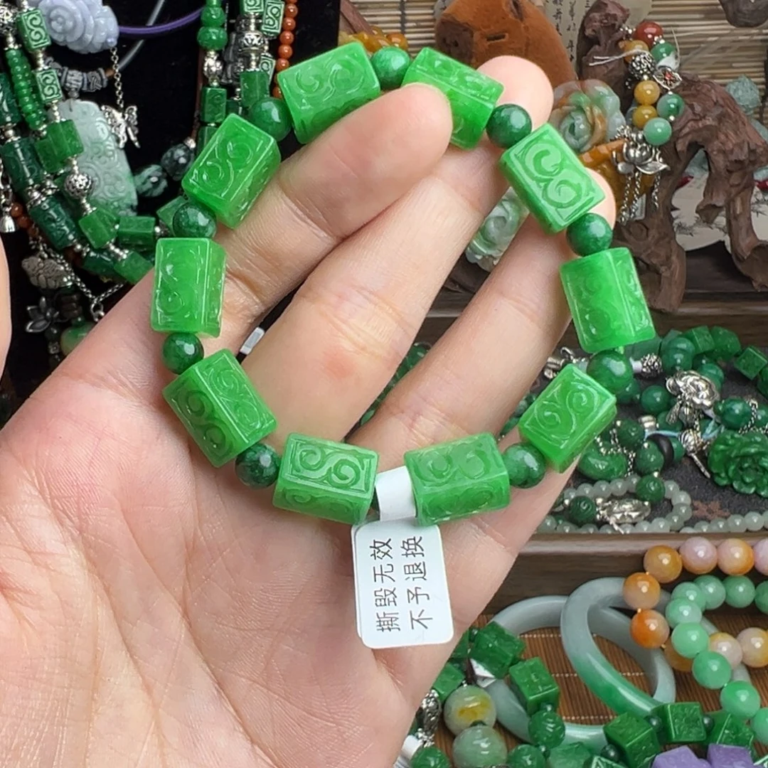 x***z颈饰未镶嵌翡翠吊坠