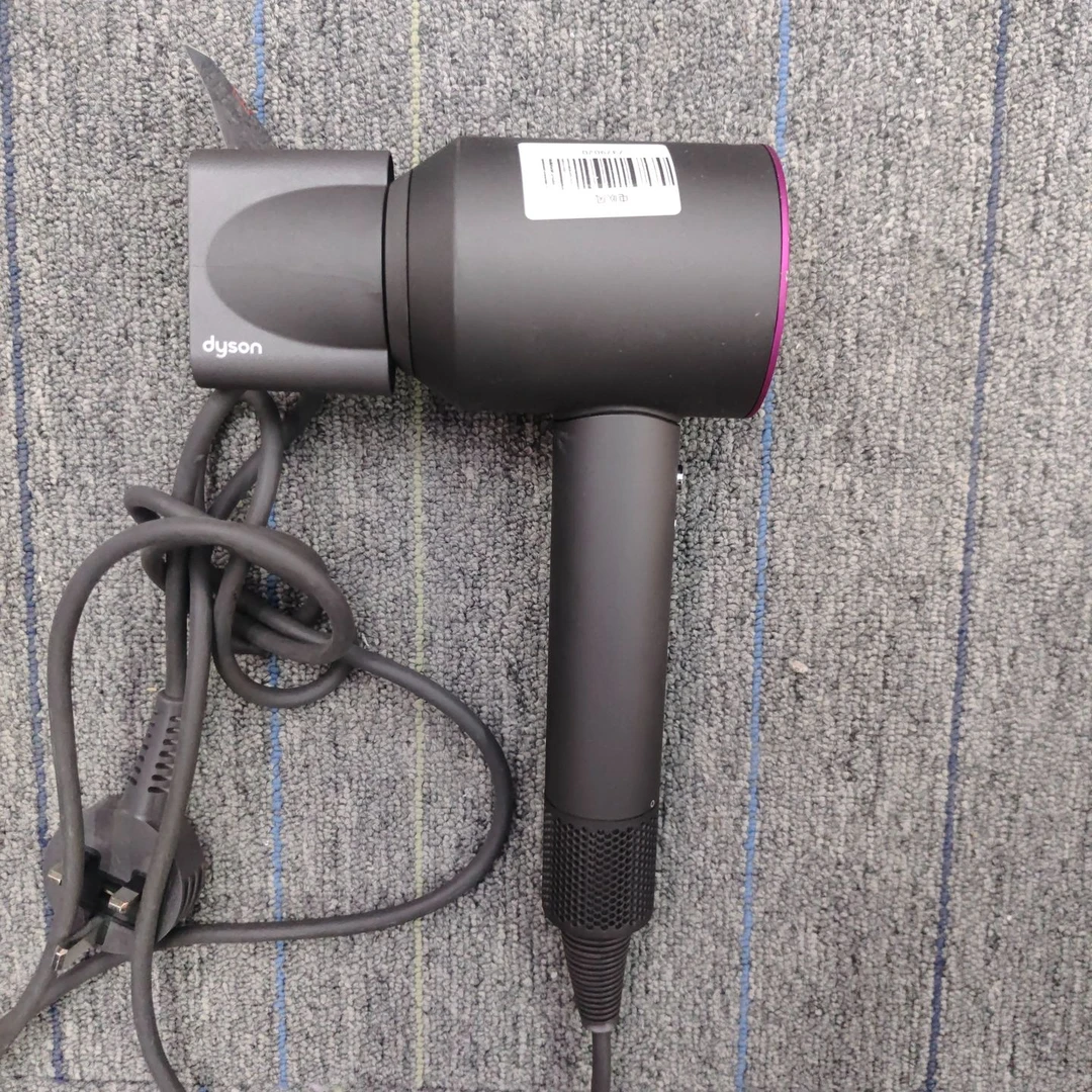 9新 dyson/戴森 【二手】中央仓吹风机轻微划痕功能完好