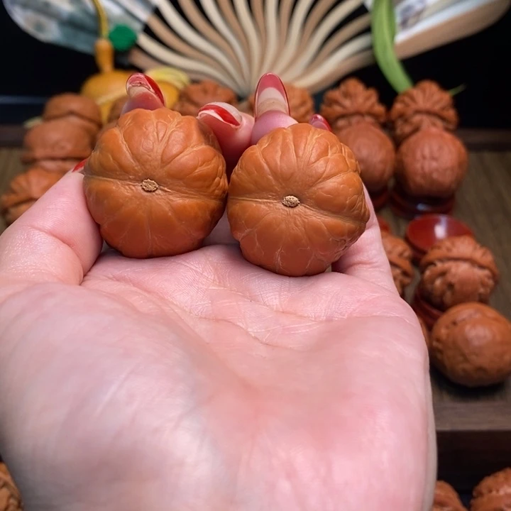 假***了文玩核桃把件南瓜墩