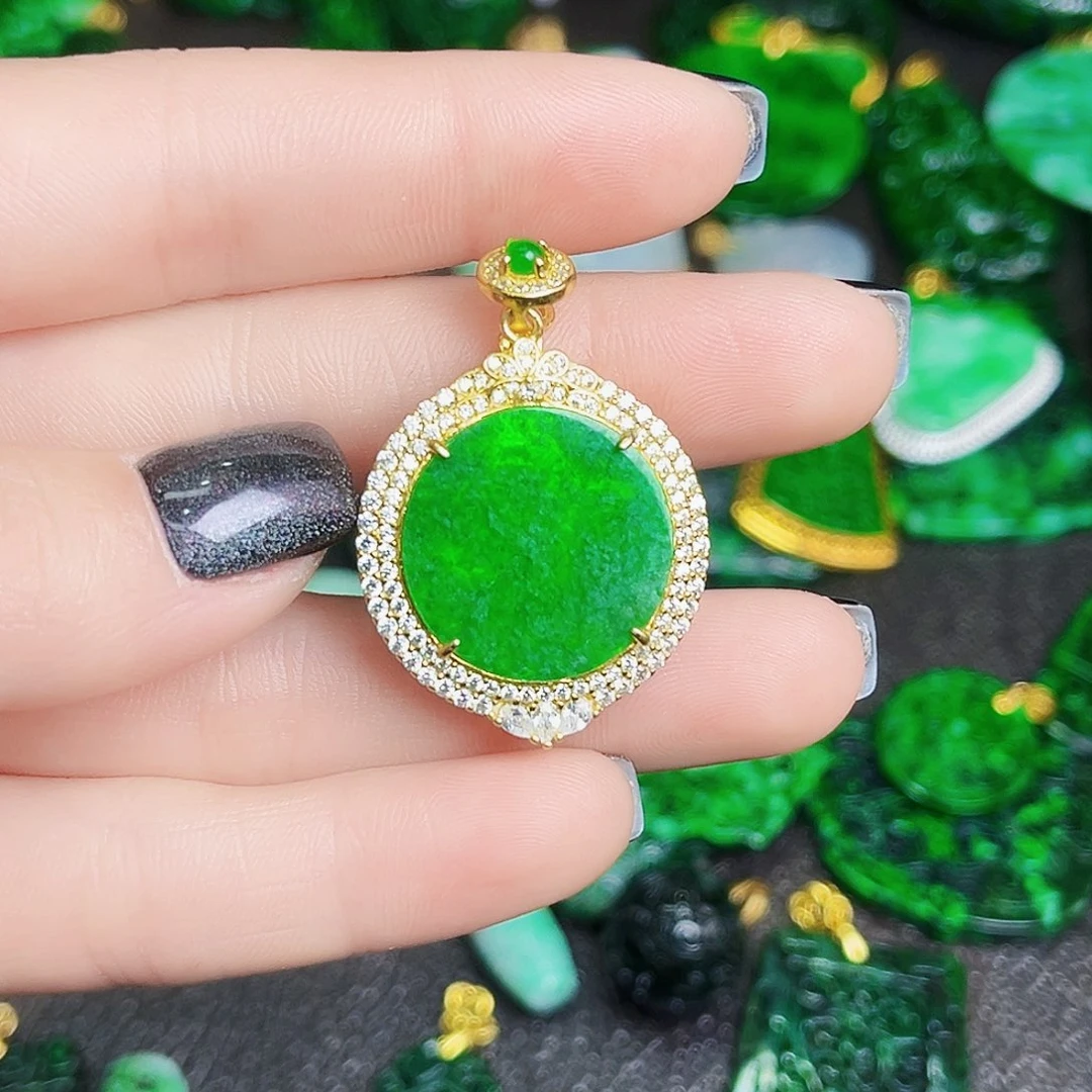 颈饰银S925镶嵌翡翠多样性