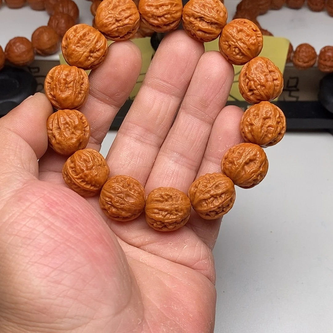 木质类文玩核桃1.8八棱