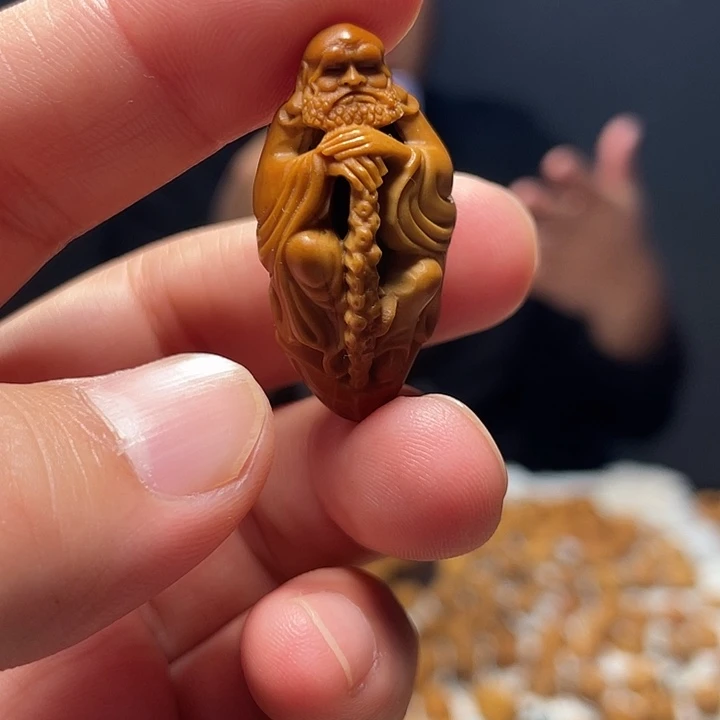 橄榄核吊坠橄榄核