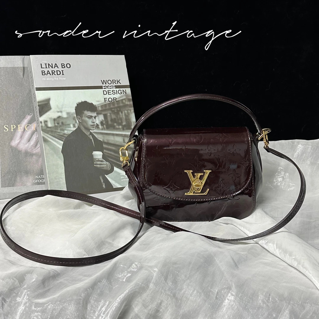 95新 LouisVuitton/路易威登 lv路易威登漆皮单肩手拎包