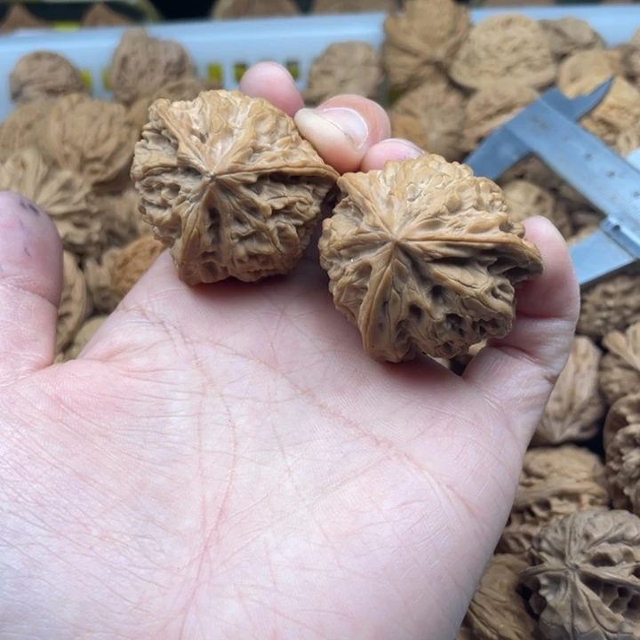 文玩核桃吊坠373635