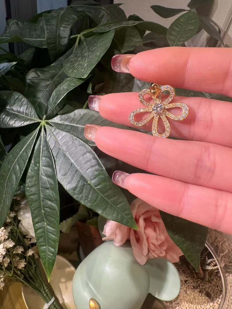 足金999吊坠   4.43克